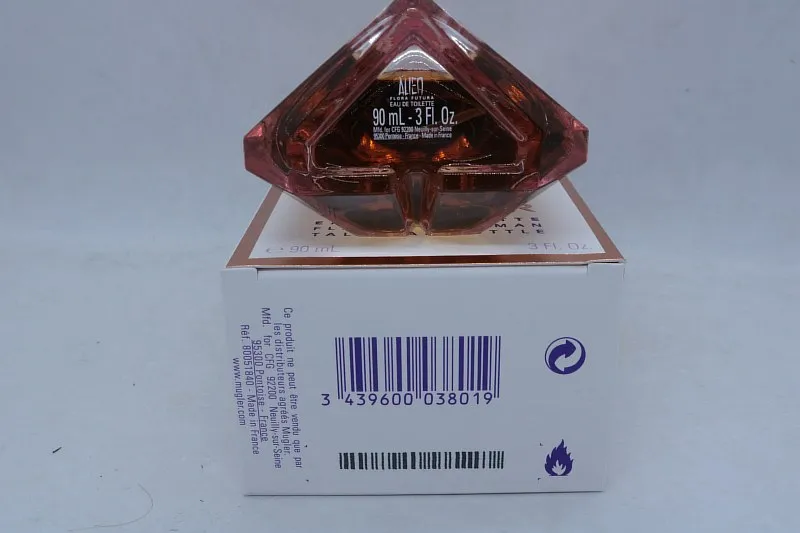 Mugler Alien Flora Futura туалетная вода