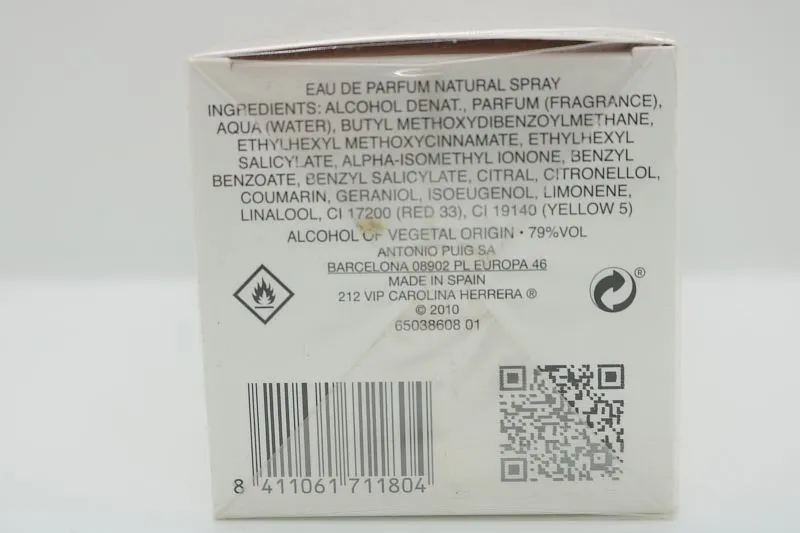 Carolina Herrera 212 VIP парфюмерная вода