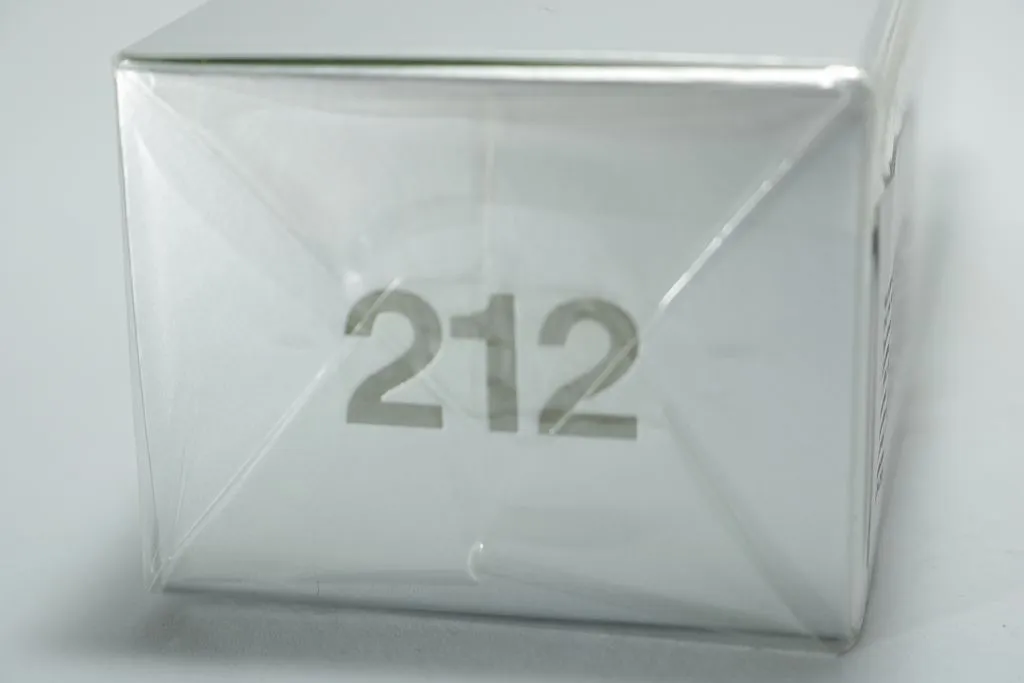 Carolina Herrera 212 туалетная вода