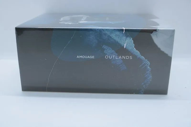 Amouage Outlands