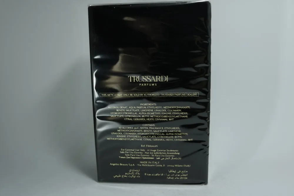 Trussardi Black Extreme туалетная вода