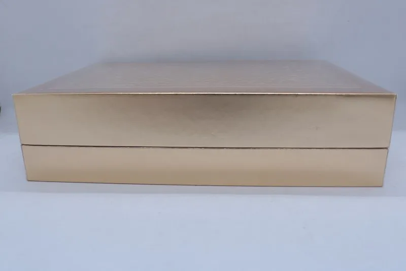 Lattafa Fakhar Extrait Gold духи