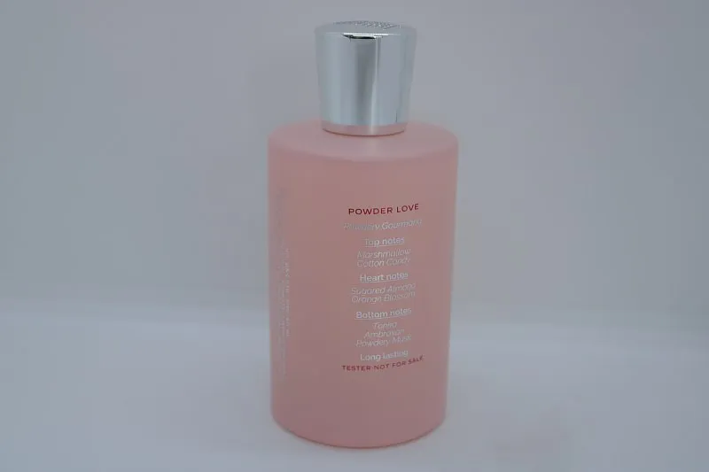 Juliette Has A Gun Powder Love