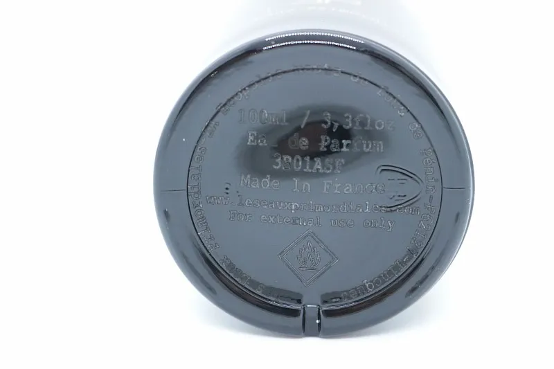 Les Eaux Primordiales Ambre Superfluide