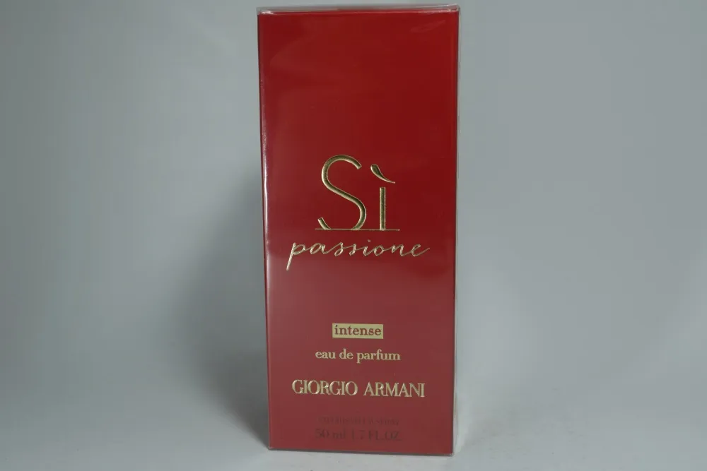 Giorgio Armani Si Passione Intense парфюмерная вода