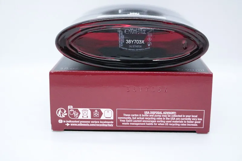 Yves Saint Laurent Black Opium Over Red