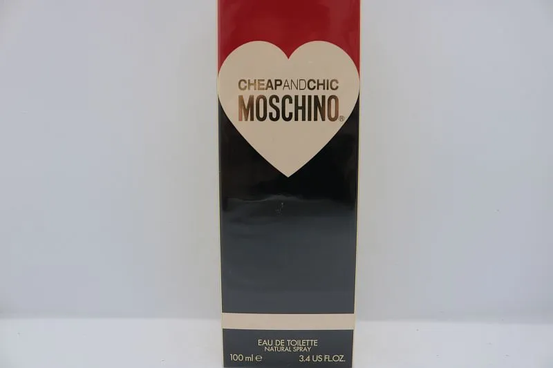 Moschino Cheap And Chic туалетная вода