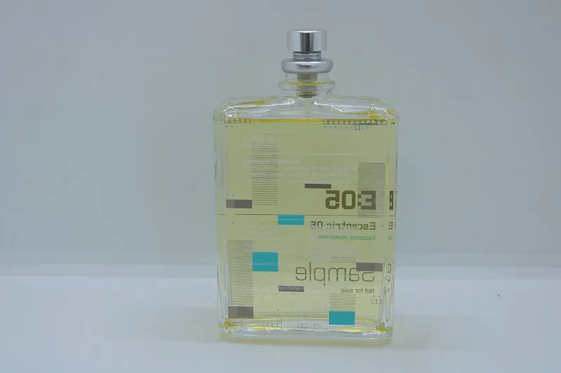 Escentric Molecules Escentric 05