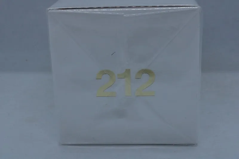 Carolina Herrera 212 VIP парфюмерная вода