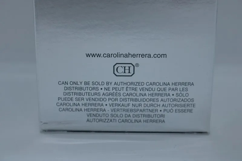 Carolina Herrera 212 VIP men туалетная вода