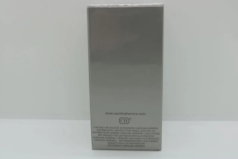 Carolina Herrera 212 men туалетная вода