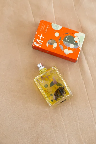 Escentric Molecules Molecule 01 + Mandarine