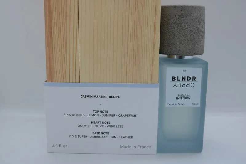 BLNDR GRPHY 01 Jasmin Martini