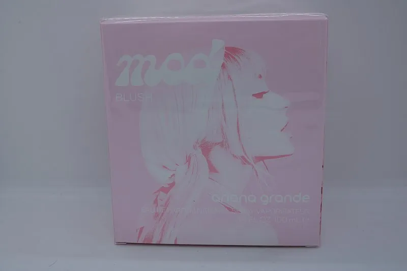 Ariana Grande Mod Blush