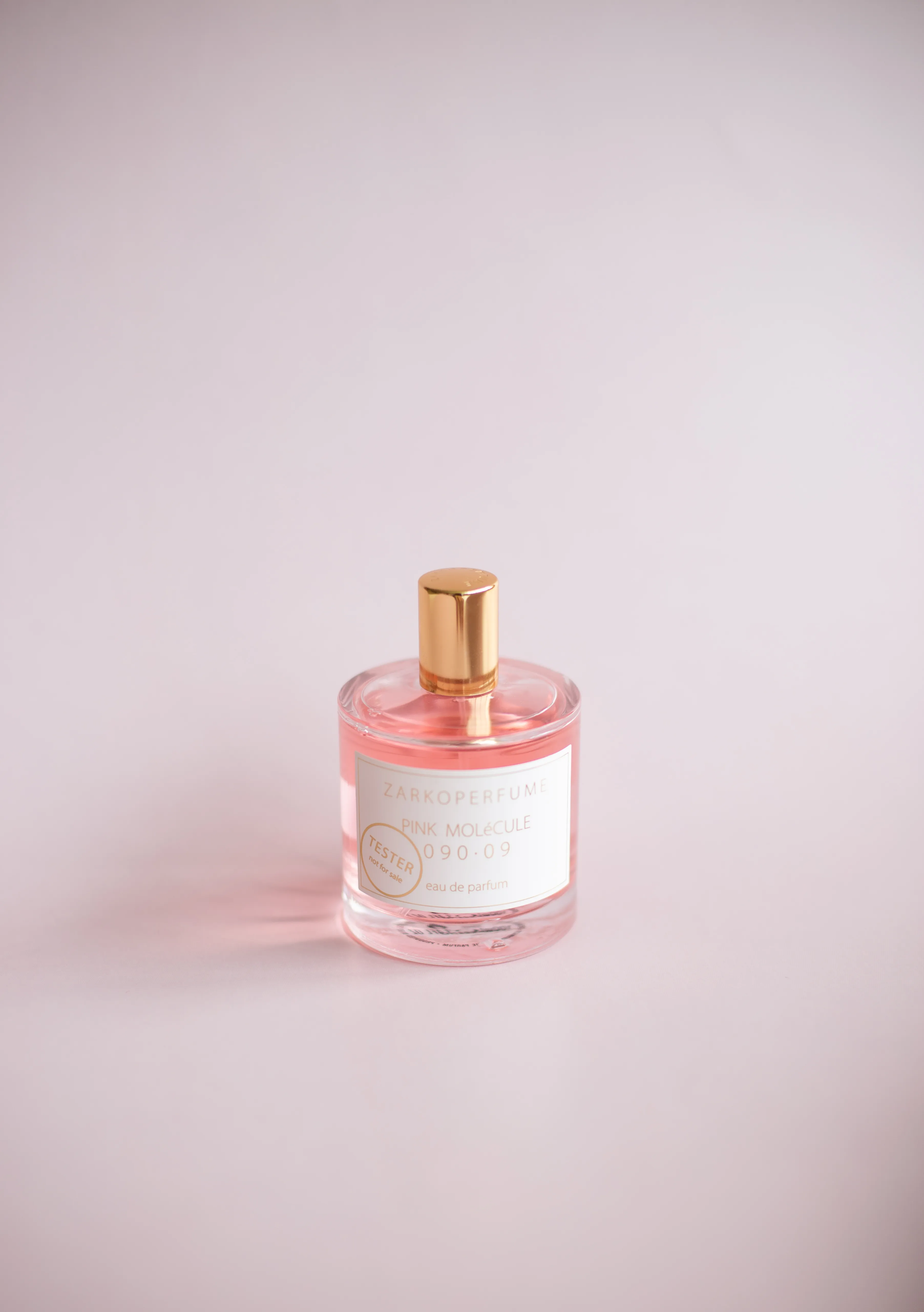 Zarkoperfume PINK MOLeCULE 090.09