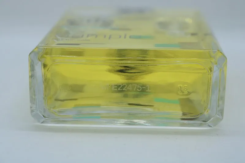 Escentric Molecules Escentric 05