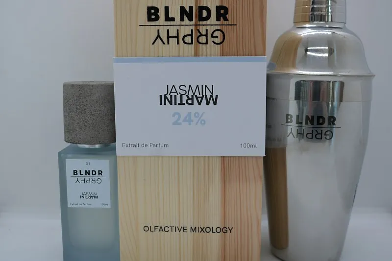 BLNDR GRPHY 01 Jasmin Martini