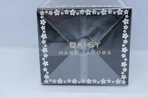 Marc Jacobs Daisy