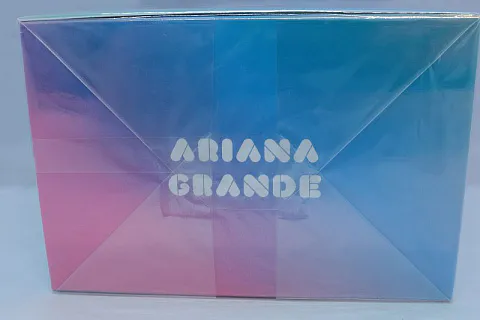 Ariana Grande Cloud