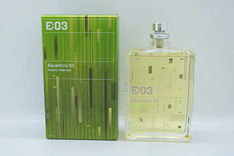 Escentric Molecules Escentric 03