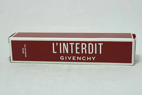 Givenchy L‘Interdit Rouge