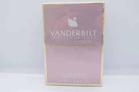 Gloria Vanderbilt Vanderbilt