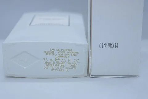 Van Cleef & Arpels Santal Blanc