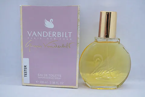 Gloria Vanderbilt Vanderbilt