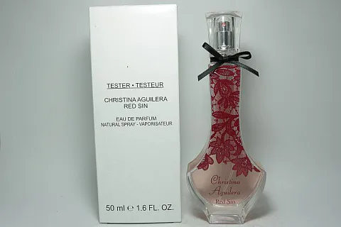 Christina Aguilera Red Sin