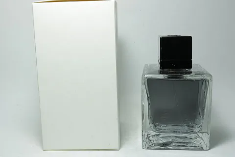 Antonio Banderas Seduction in Black