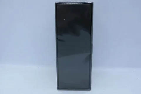 Banana Republic 83 Leather Reserve