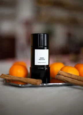 D'Orsay Tonka Hysteria