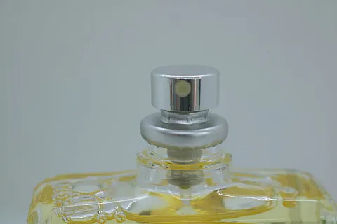 Escentric Molecules Escentric 03