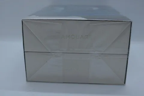 Amouage Outlands