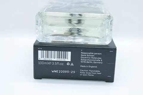 Escentric Molecules Molecule 01