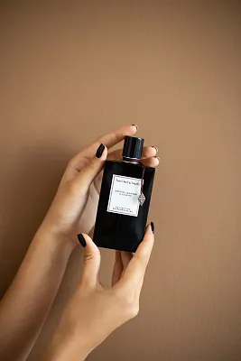 Van Cleef & Arpels Orchid Leather