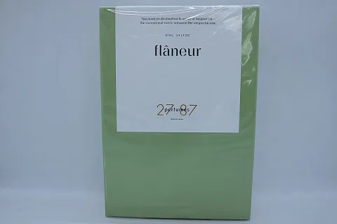 27 87 Perfumes Flaneur