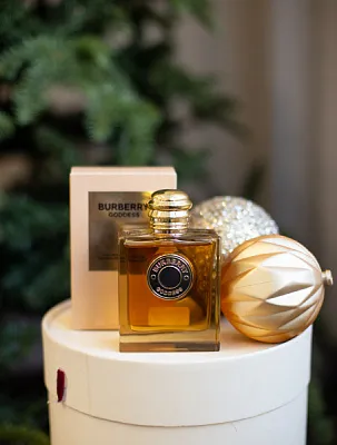 Burberry Goddess Intense