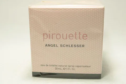 Angel Schlesser Pirouette