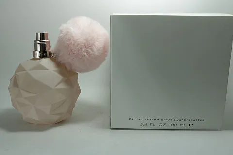 Ariana Grande Sweet Like Candy