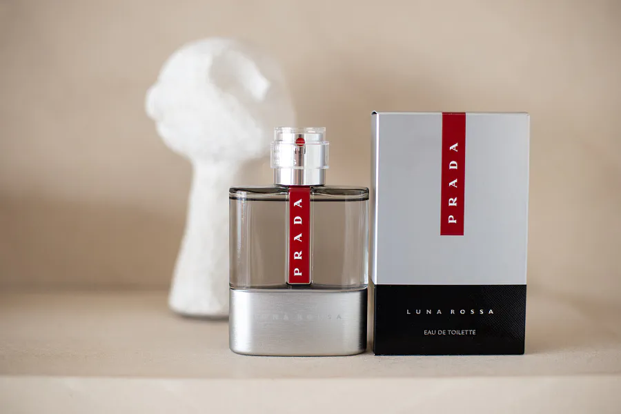 Prada Luna Rossa