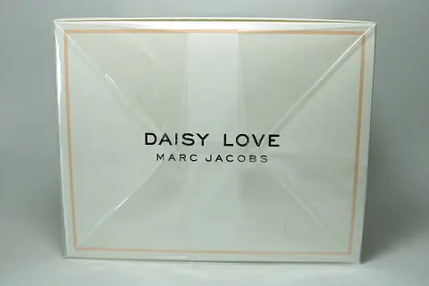 Marc Jacobs Daisy Love