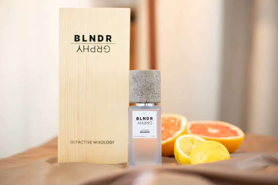 BLNDR GRPHY 01 Jasmin Martini