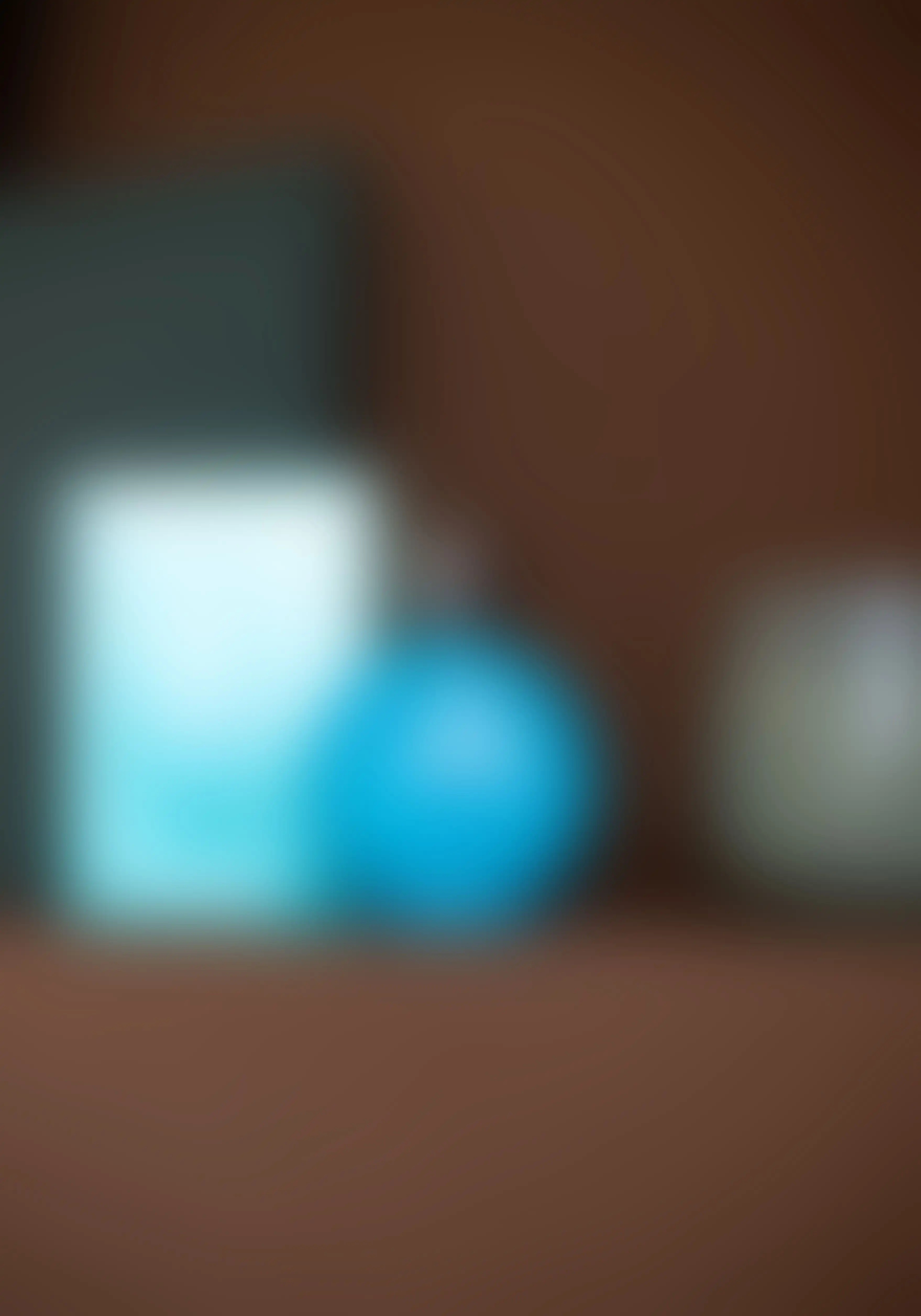 Max Philip Cyan