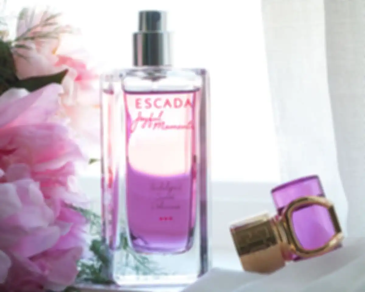 Escada Joyful Moments парфюмерная вода