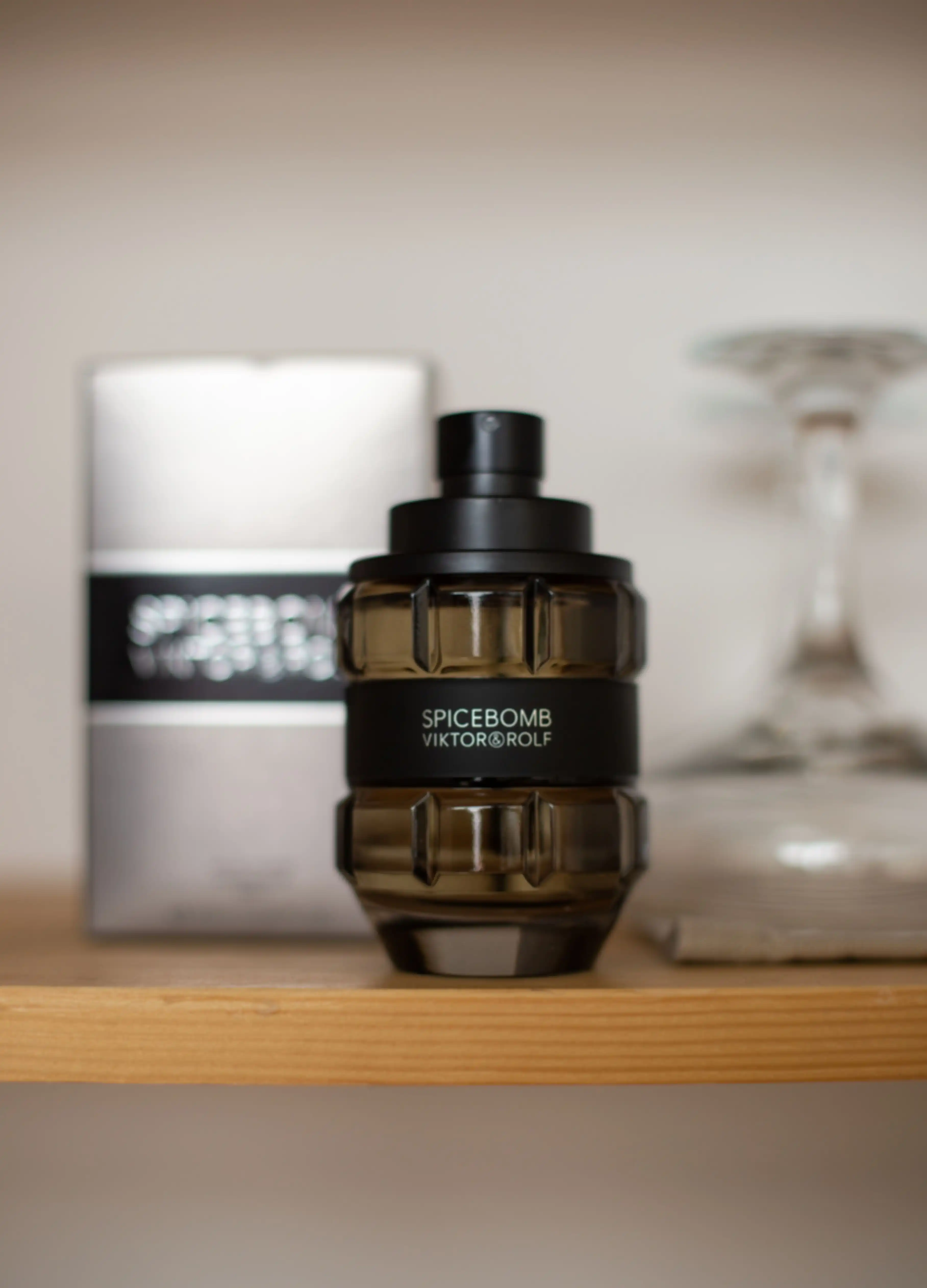 Viktor & Rolf Spicebomb туалетная вода