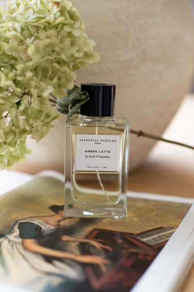Essential Parfums Ambre Latte
