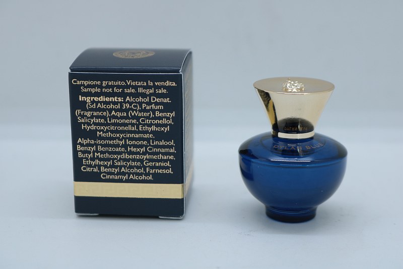 Versace Pour Femme Dylan Blue