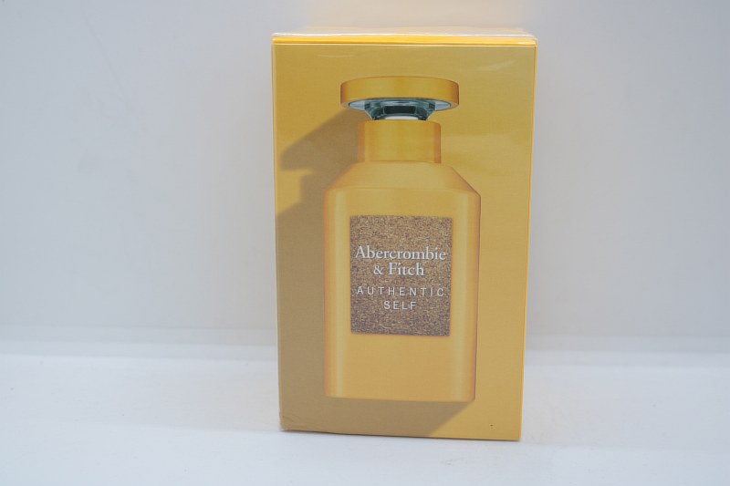 Abercrombie & Fitch Authentic Self Woman